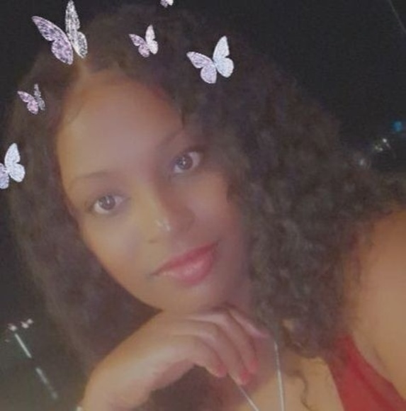 Meet your Posher, Typhany - Picture 1 of 1